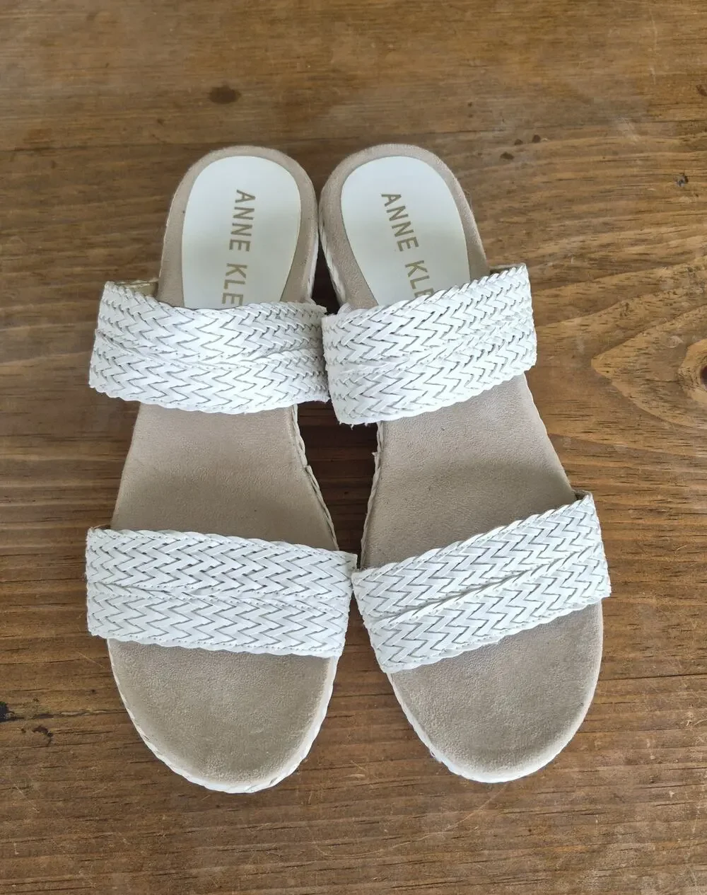 Ann Klein Womens Zala Slide Sandle Sz 9M White Heel 2.5”